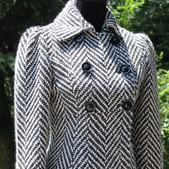 Arden B. Zebra Chevron Puff Sleeve 6x2 Button Coat - Picture 3 of 8